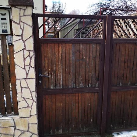 Apartament Aretta Brasov Exterior photo