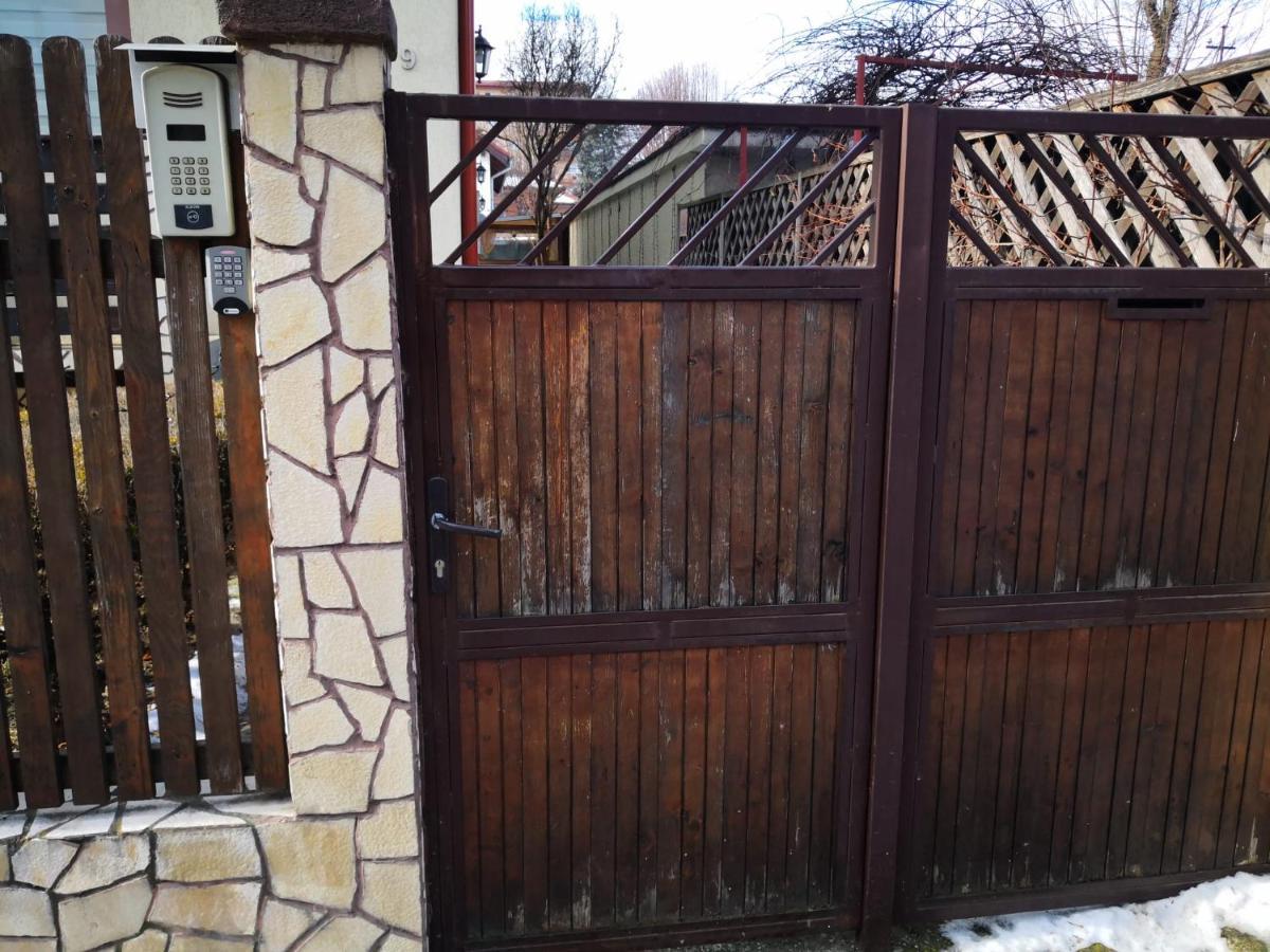 Apartament Aretta Brasov Exterior photo